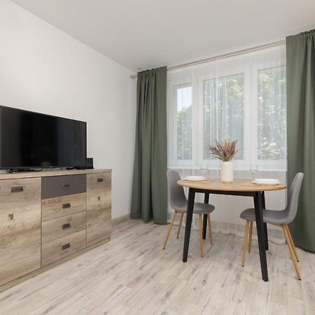 Studio Warsaw Wlochy 1 Sierpnia By Noclegi Renters Varsóvia Exterior foto