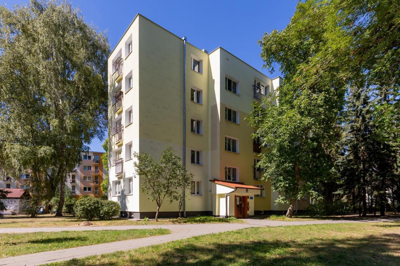 Studio Warsaw Wlochy 1 Sierpnia By Noclegi Renters Varsóvia Exterior foto
